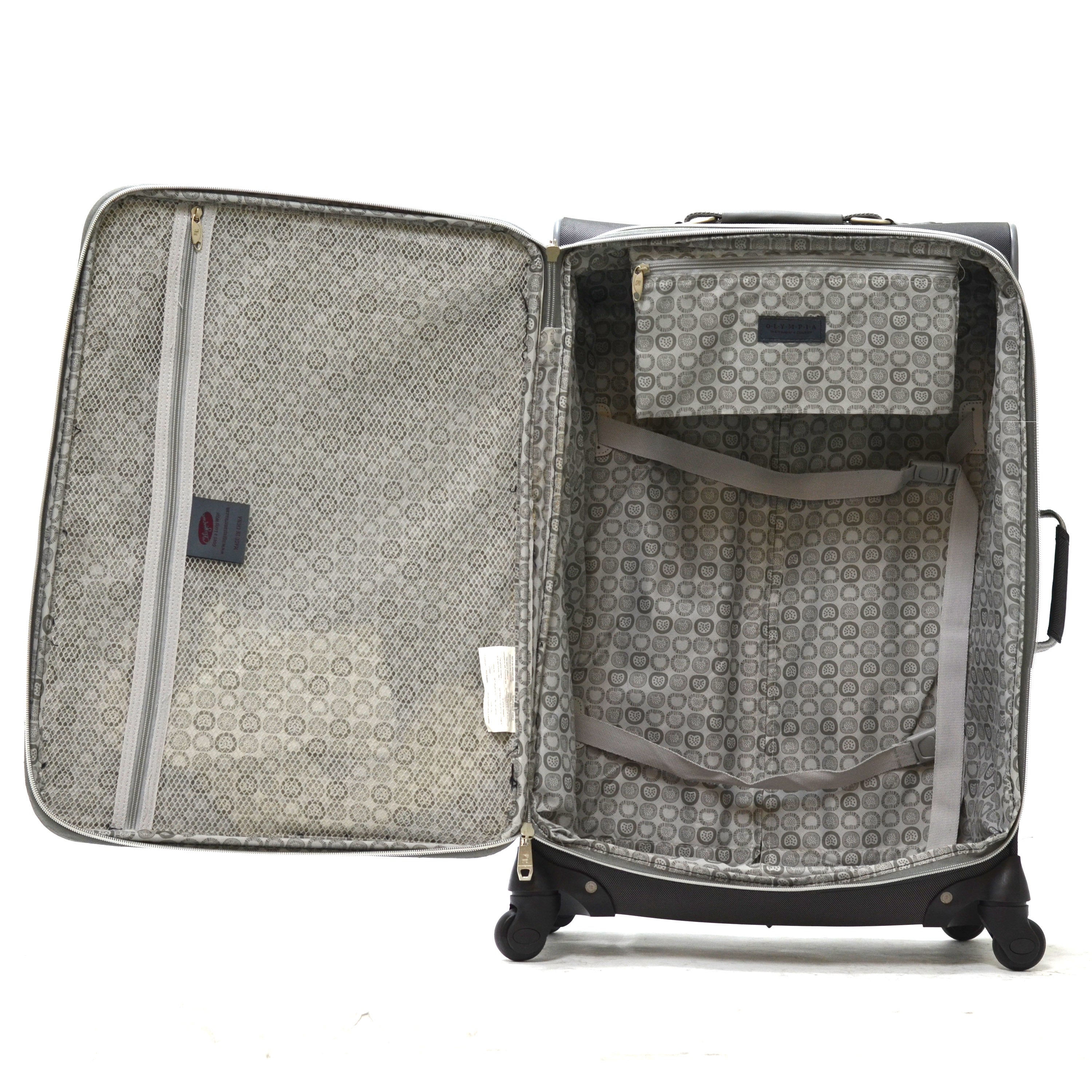 Skyhawk 22" Carry-On, Gender Neutral, Lightweight Luggage & Travel Bag with Classic Design